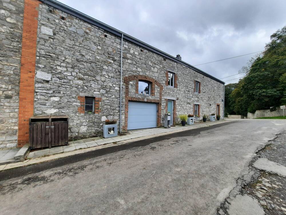 Maison à vendre à Javingue 5570 250000.00€ 4 chambres m² - annonce 491652