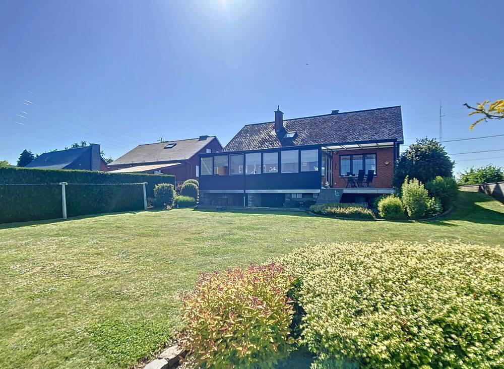 Maison à vendre à Mesnil-Saint-Blaise 5560 255000.00€ 2 chambres 176.00m² - annonce 490949