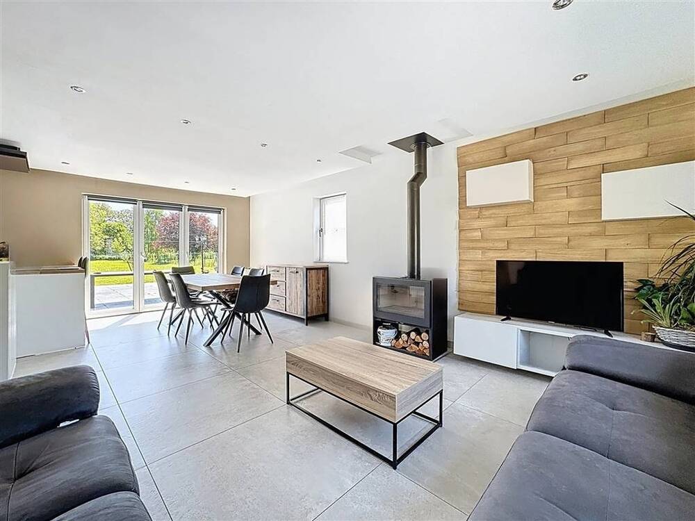 Maison à vendre à Tongrinne 5140 449900.00€ 4 chambres 130.00m² - annonce 528343