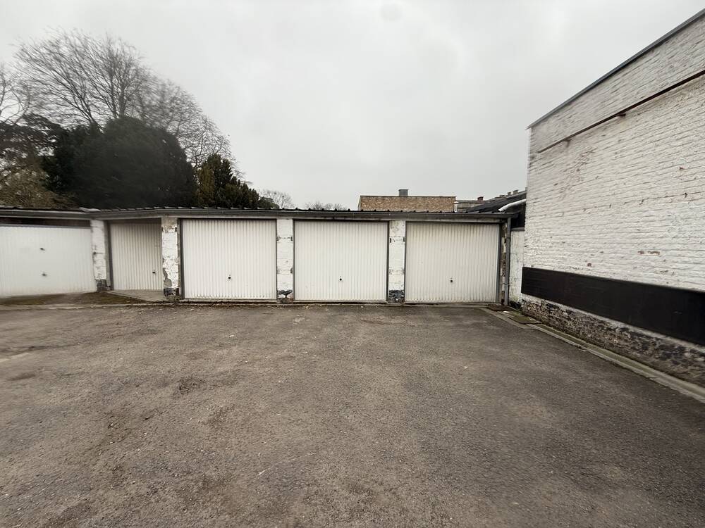 Parking / garage à vendre à Jambes 5100 450000.00€ chambres m² - annonce 503846