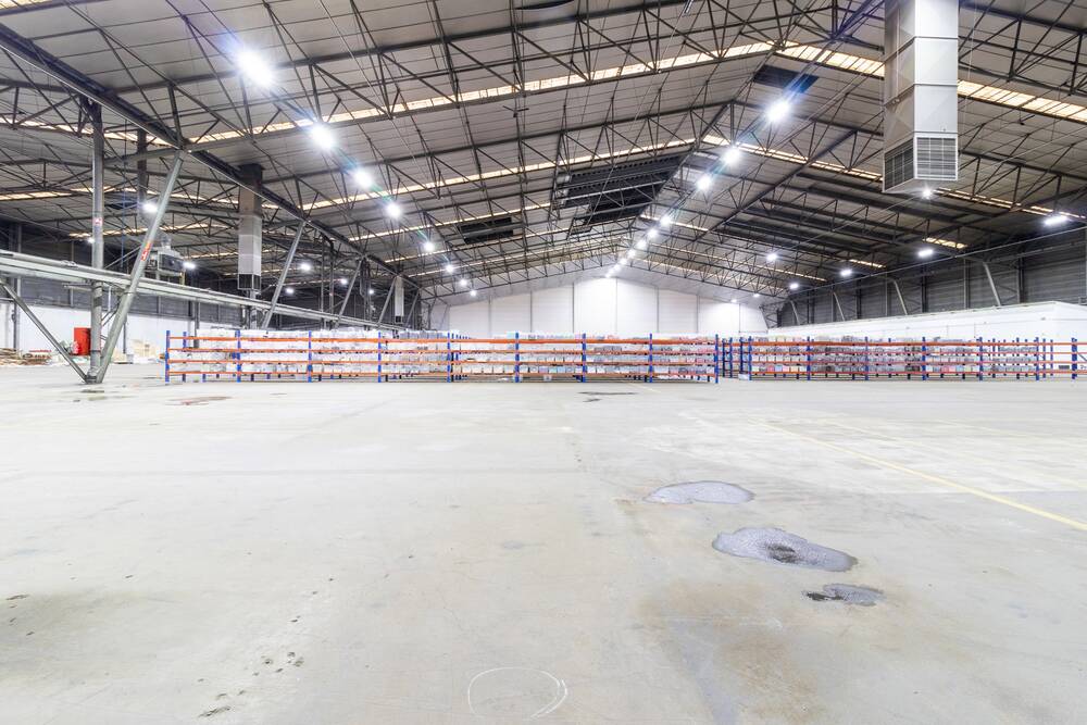 Commerce à vendre à Sambreville 5060 2250000.00€ chambres 10166.00m² - annonce 501539