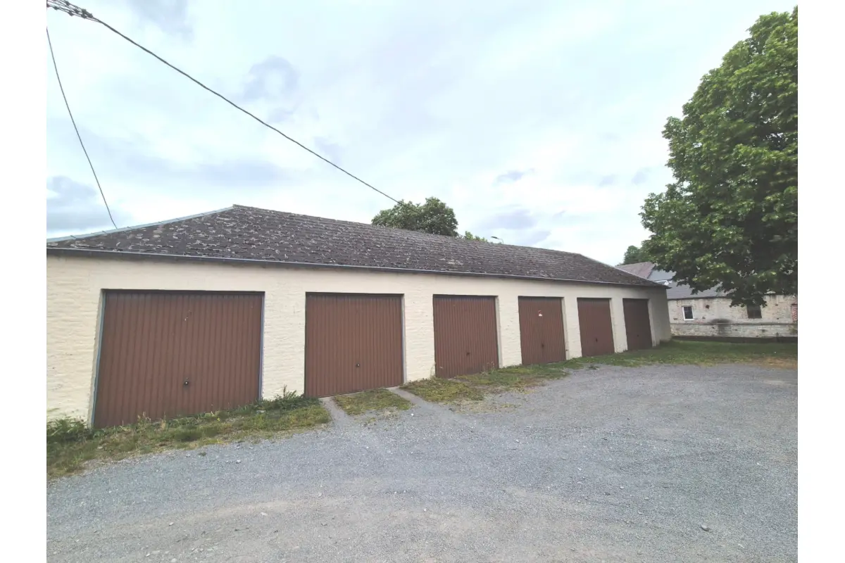 Box à vendre à Nismes 5670 90000.00€  chambres m² - annonce 501693