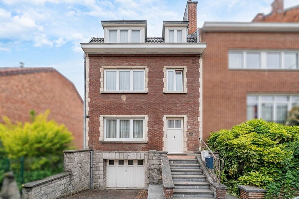 Maison à vendre à Jambes 5100 265000.00€ 4 chambres 147.00m² - annonce 501423