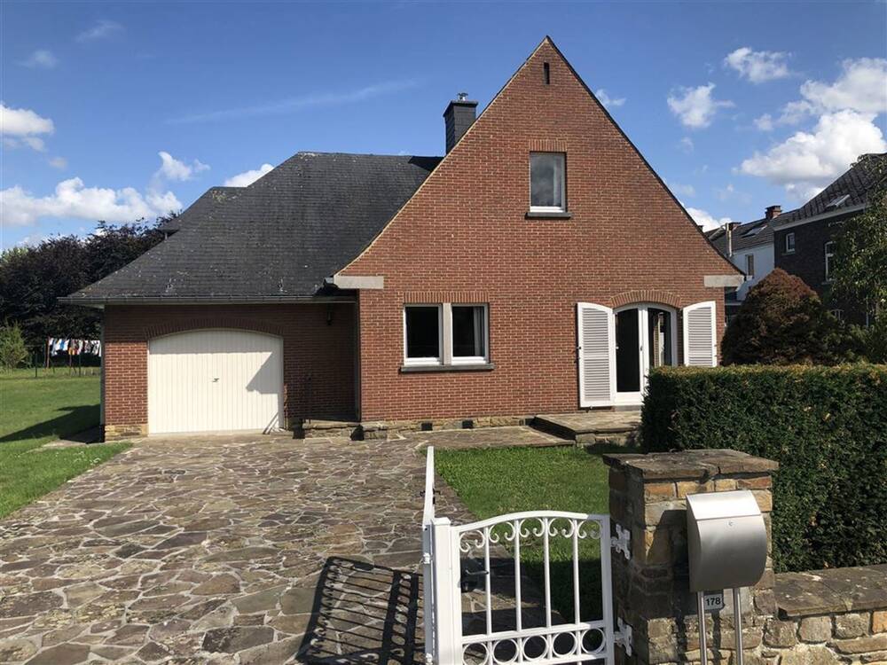 Maison à louer à Jambes 5100 1700.00€ 4 chambres 240.00m² - annonce 500475