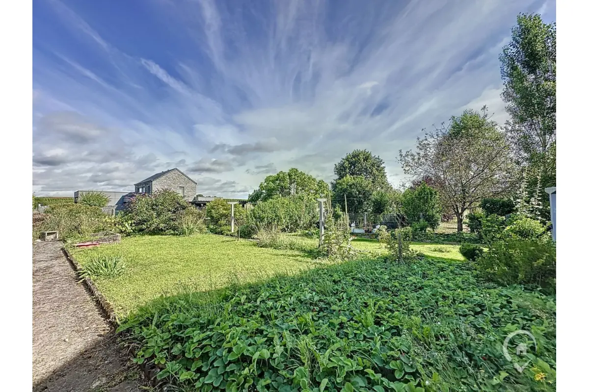 Terrain à vendre à Javingue 5570 60000.00€  chambres m² - annonce 663417