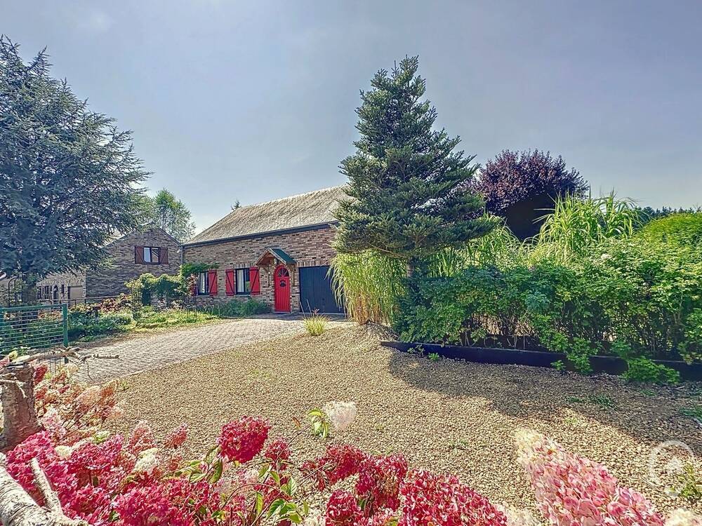 Maison à vendre à Bièvre 5555 450000.00€ 3 chambres 207.00m² - annonce 499021
