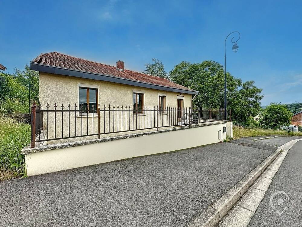 Maison à vendre à Beauraing 5570 149000.00€ 4 chambres 103.00m² - annonce 497613