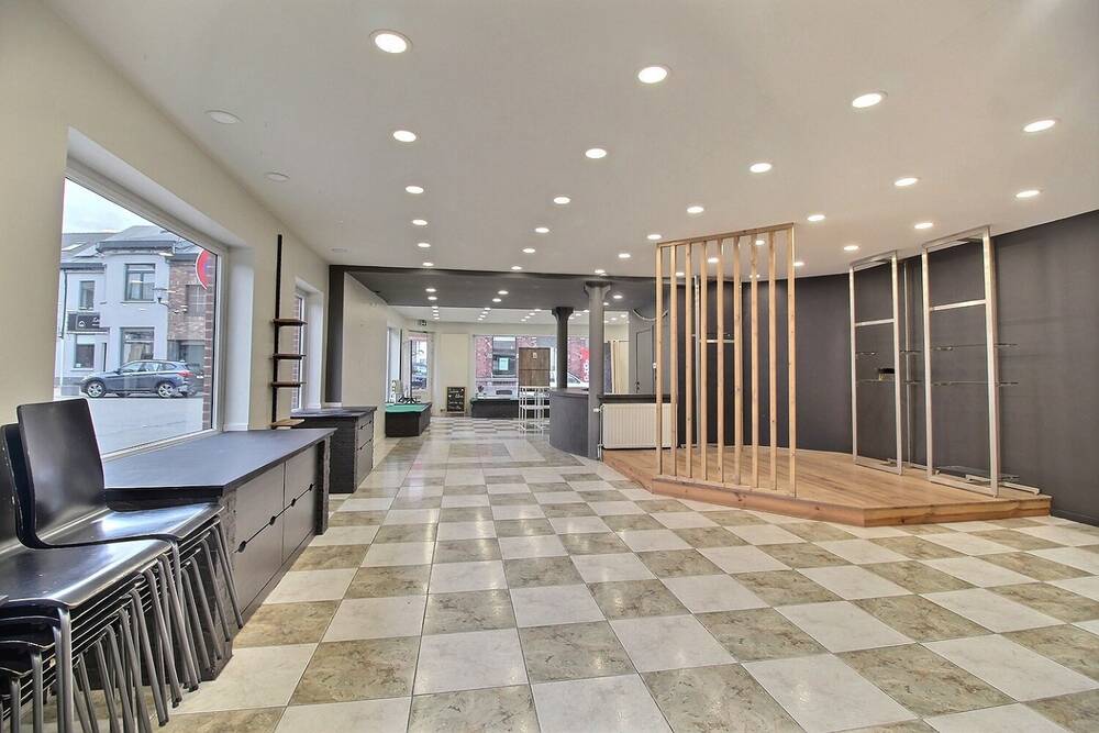 Commerce à vendre à Jemeppe-sur-Sambre 5190 170000.00€ chambres 225.00m² - annonce 497267