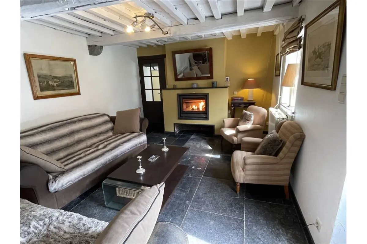 Maison à vendre à Mozet 5340 270000.00€ 2 chambres 130.00m² - annonce 615120