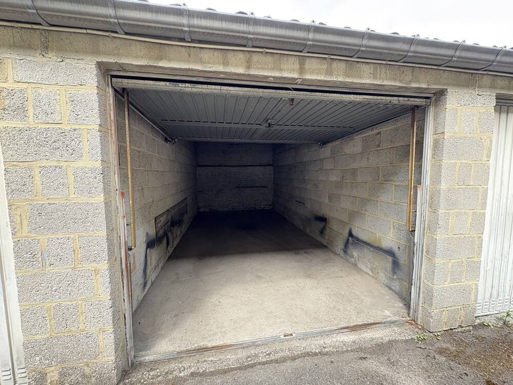 Parking / garage à louer à Namur 5000 110.00€ chambres m² - annonce 497283
