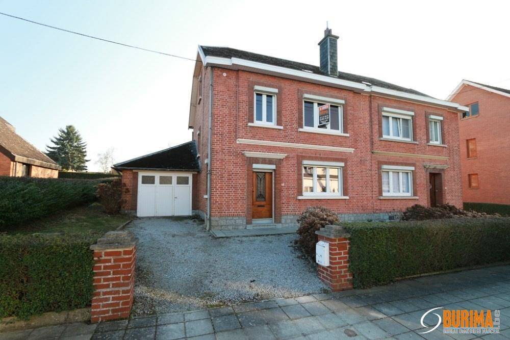 Maison à louer à Florennes 5620 875.00€ 3 chambres 160.00m² - annonce 496159