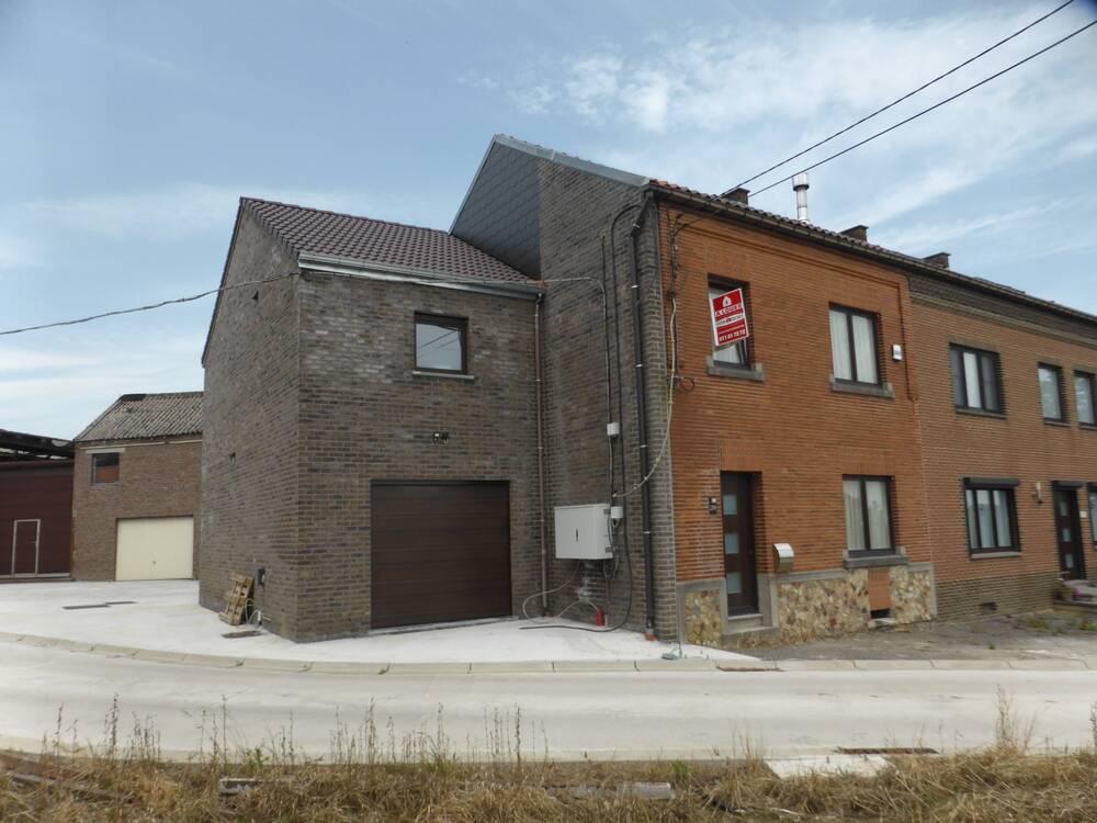 Maison à louer à Sambreville 5060 1300.00€ 3 chambres m² - annonce 495501