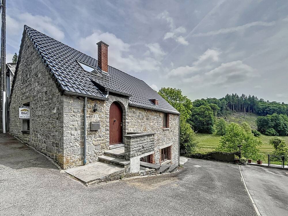 Maison à louer à Celles 5561 850.00€ 2 chambres 72.00m² - annonce 494751