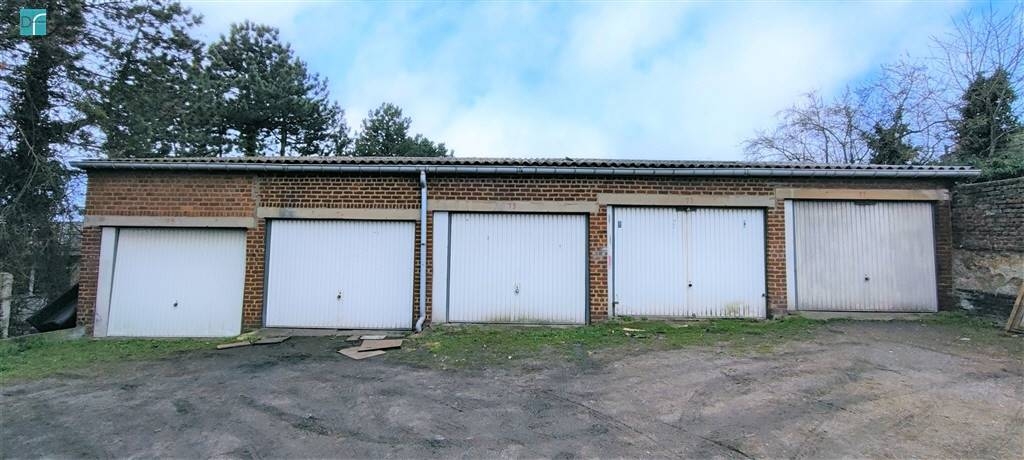 Box à à Goutroux 6030 40000.00€ chambres m² - annonce 494754