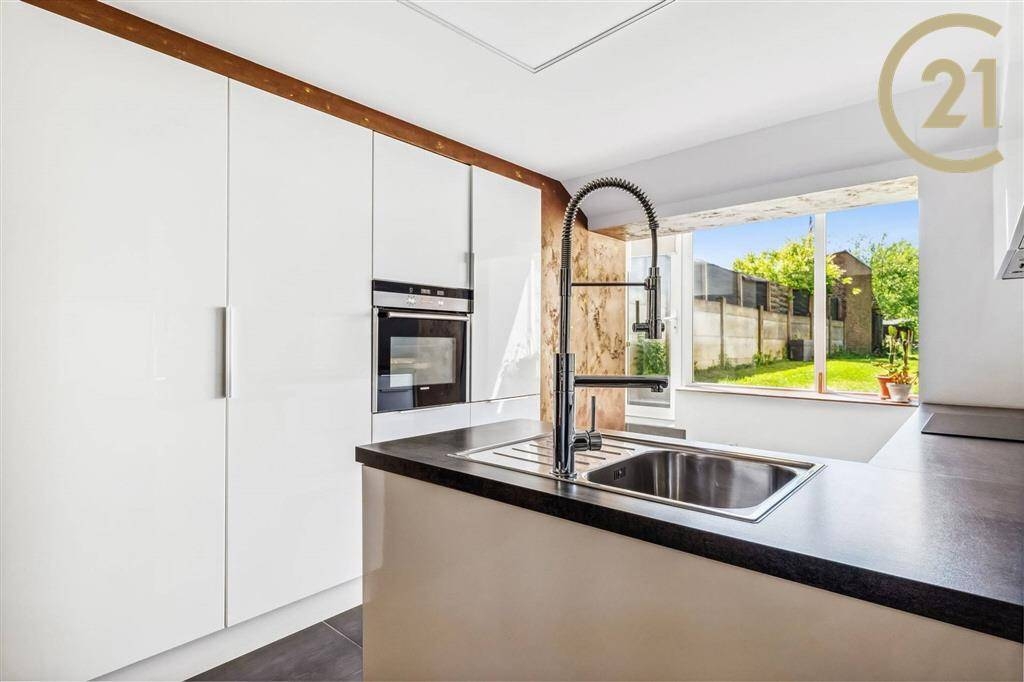 Maison à vendre à Jambes 5100 365000.00€ 4 chambres 167.00m² - annonce 510773