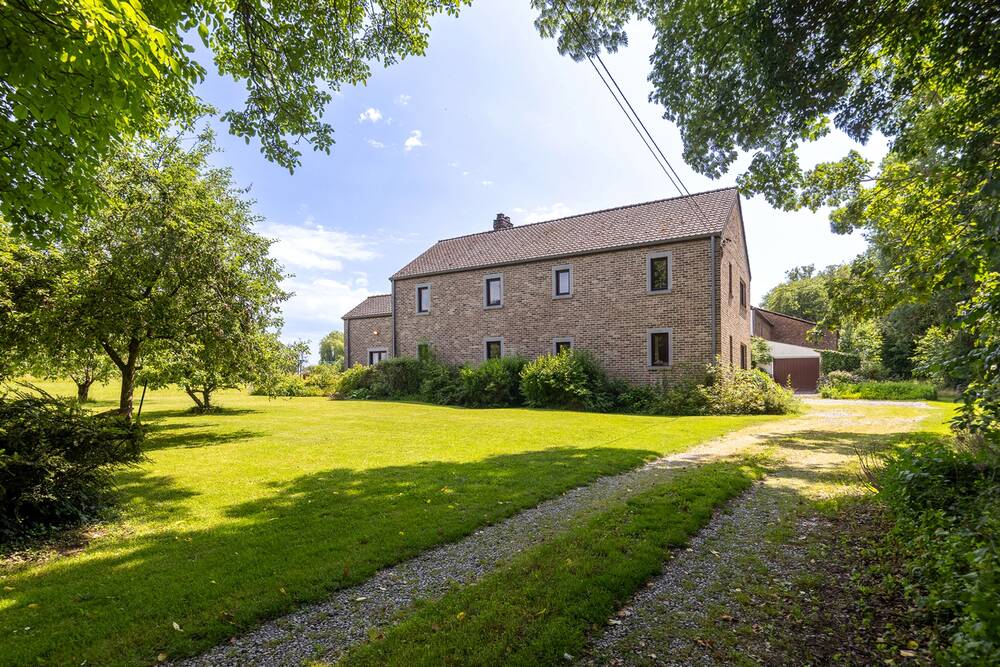 Maison à vendre à Falisolle 5060 549000.00€ 4 chambres 215.00m² - annonce 513683