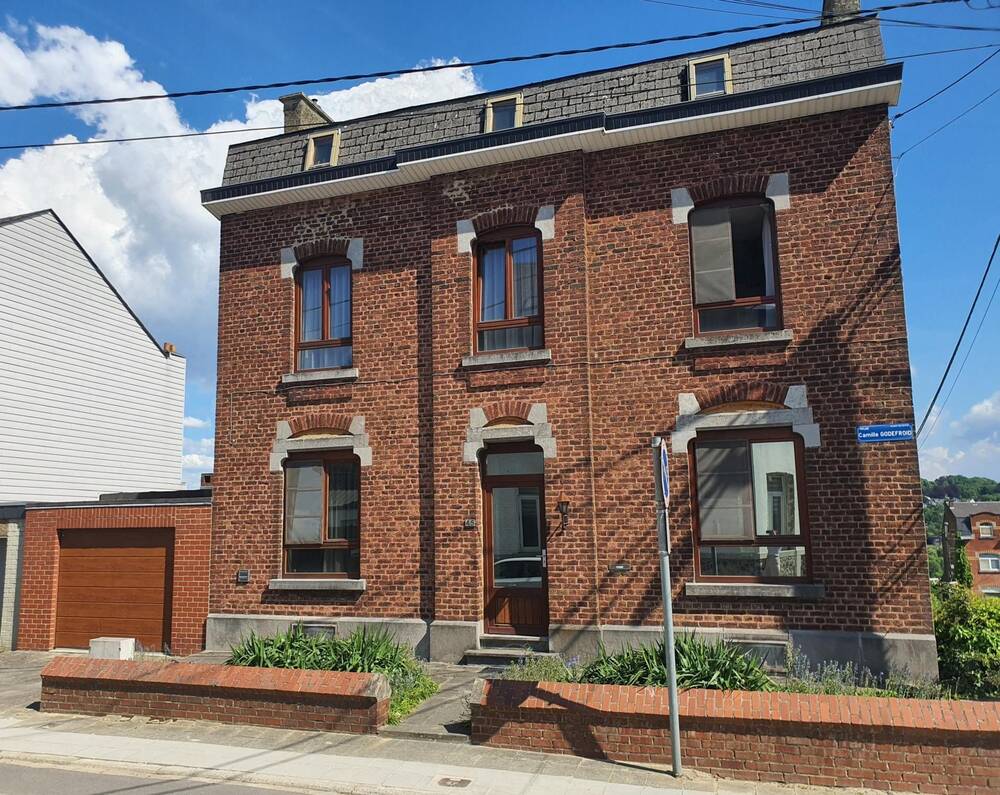 Maison à vendre à Belgrade 5001 295000.00€ 4 chambres m² - annonce 513935