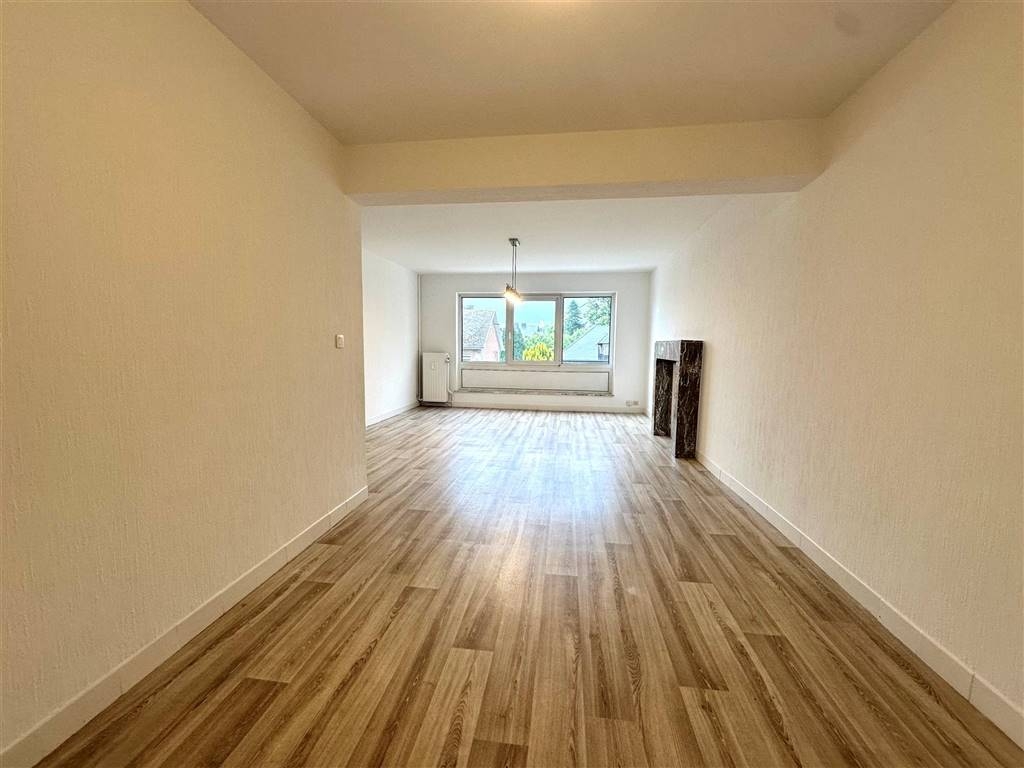 Appartement à louer à Ciney 5590 750.00€ 2 chambres 225.00m² - annonce 515521