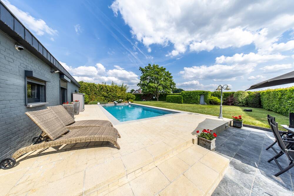 Immeuble mixte à vendre à Fernelmont 5380 650000.00€ 5 chambres 342.00m² - annonce 515679