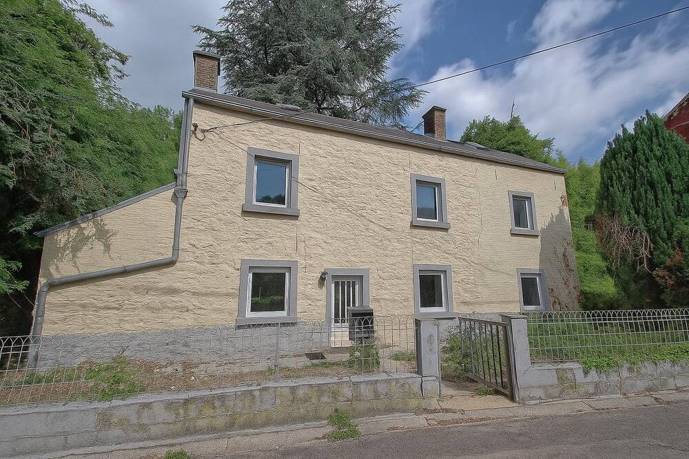 Maison à vendre à Saint-Marc 5003 70000.00€ 3 chambres 144.00m² - annonce 516076