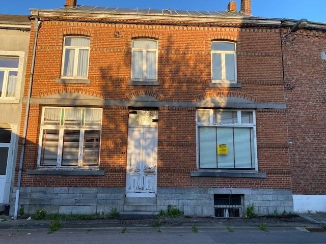 Maison à vendre à Winenne 5570 80000.00€ 4 chambres m² - annonce 515971
