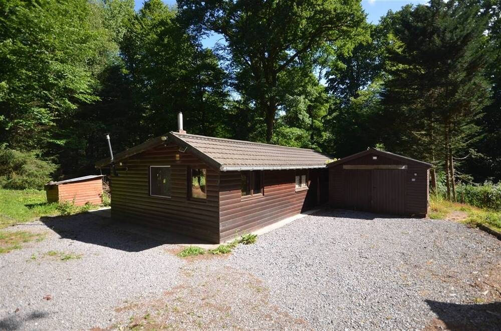 Maison à vendre à Brûly-de-Pesche 5660 75000.00€ 2 chambres 60.00m² - annonce 515471