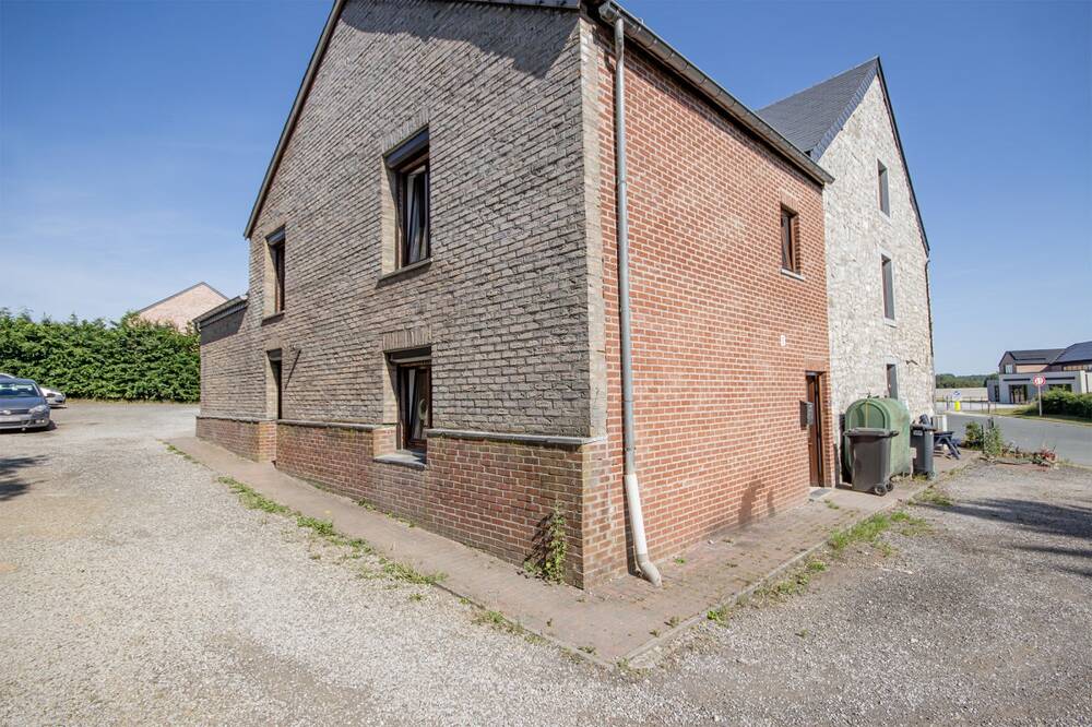 Maison à vendre à Pesche 5660 98000.00€ 3 chambres 127.00m² - annonce 521849