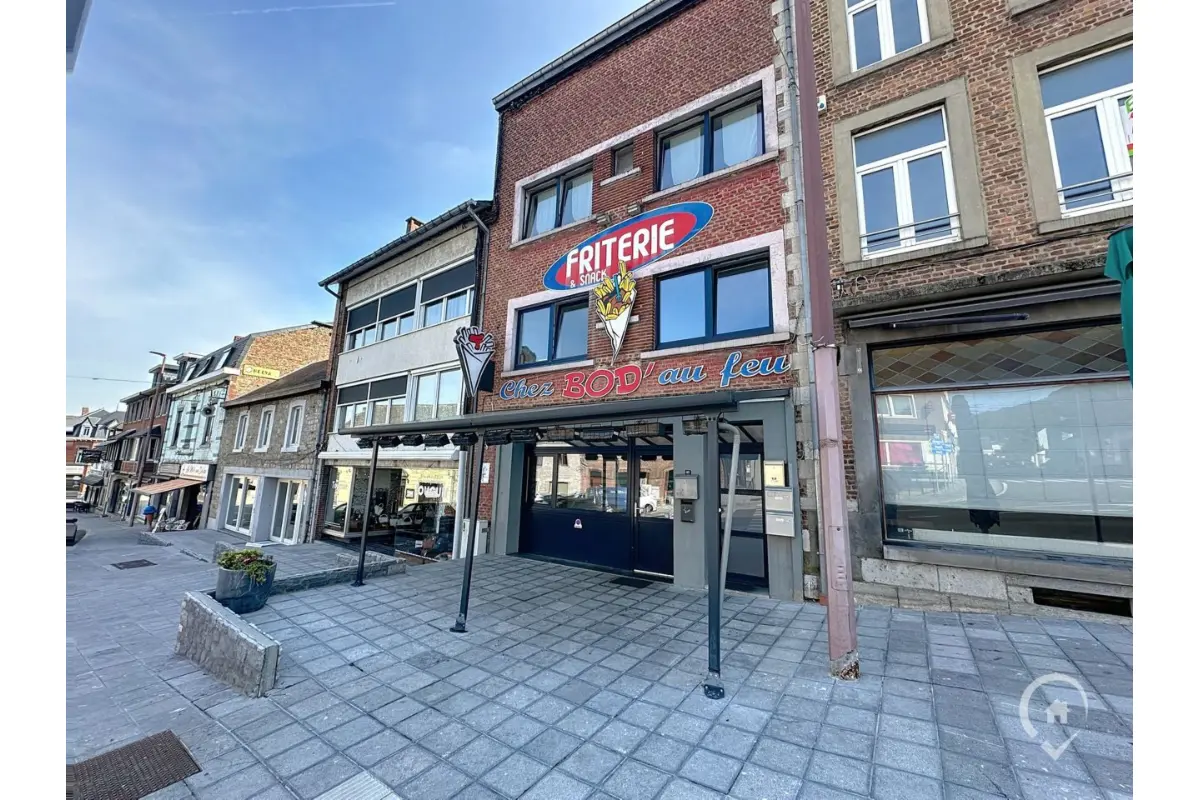 Immeuble de rapport - Immeuble à appartement à vendre à Beauraing 5570 475000.00€ 5 chambres 300.00m² - annonce 521627