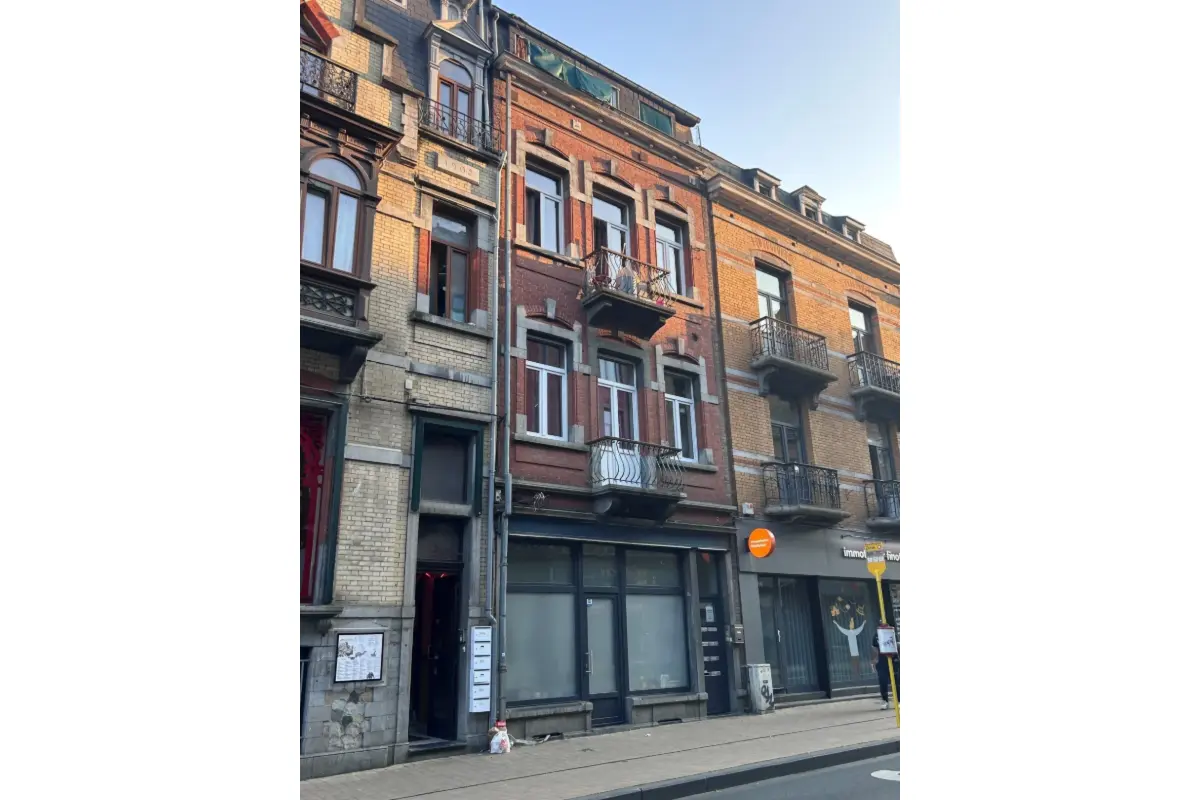 Immeuble de rapport - Immeuble à appartement à vendre à Namur 5000 849000.00€ 9 chambres 240.00m² - annonce 522706