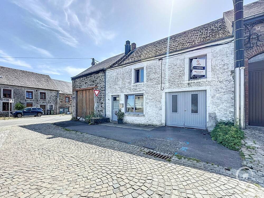 Maison à vendre à Beauraing 5570 109000.00€ 3 chambres 170.00m² - annonce 525796