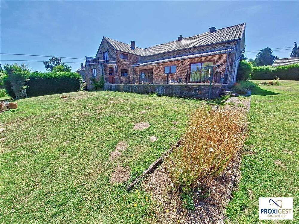 Maison à vendre à Floreffe 5150 369000.00€ 5 chambres 215.74m² - annonce 527723