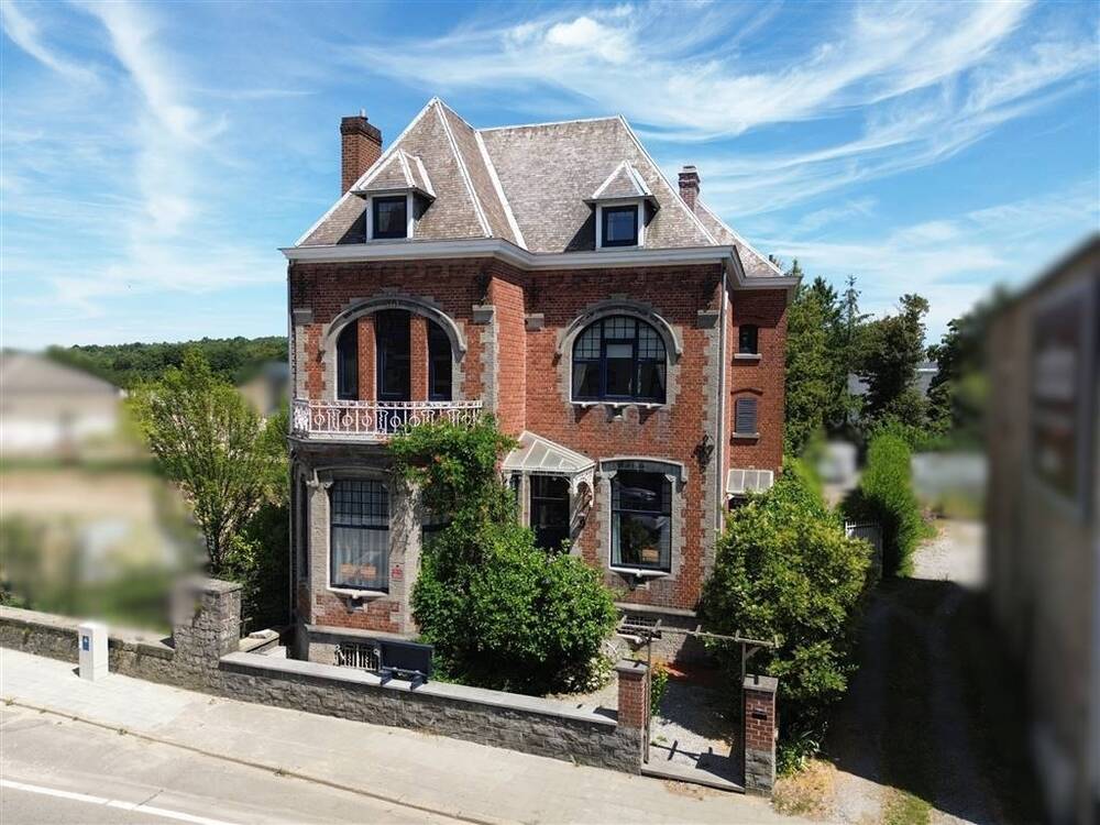 Maison à vendre à Couvin 5660 299000.00€ 6 chambres 243.00m² - annonce 526191