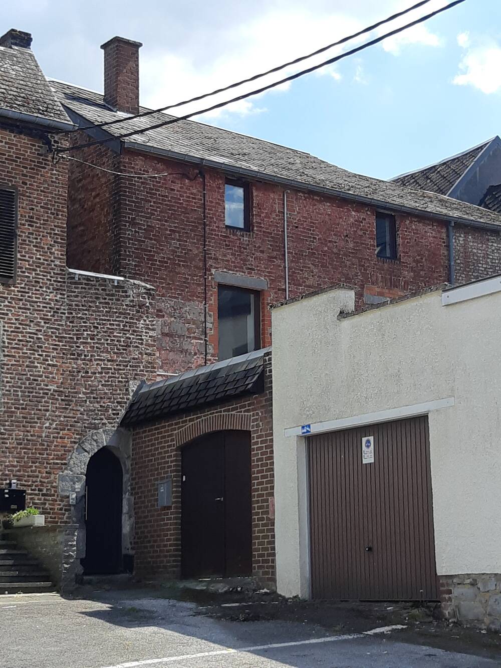 Maison à vendre à Fosses-la-Ville 5070 190000.00€ 3 chambres 147.00m² - annonce 528738