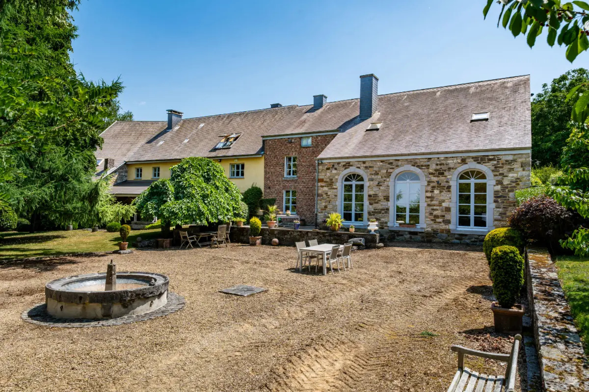 Villa à vendre à Beauraing 5570 1750000.00€ 9 chambres 732.00m² - annonce 528674