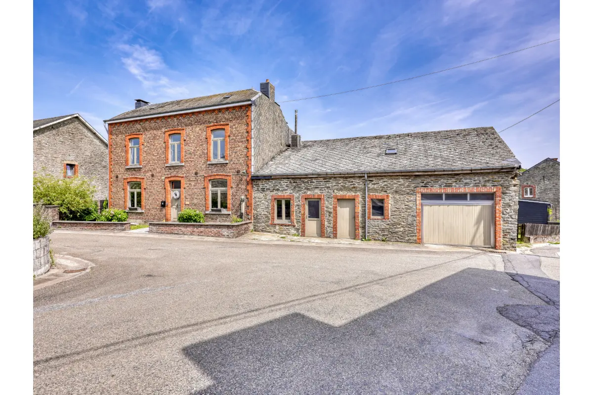 Maison à vendre à Bièvre 5555 299000.00€ 3 chambres 144.00m² - annonce 530343