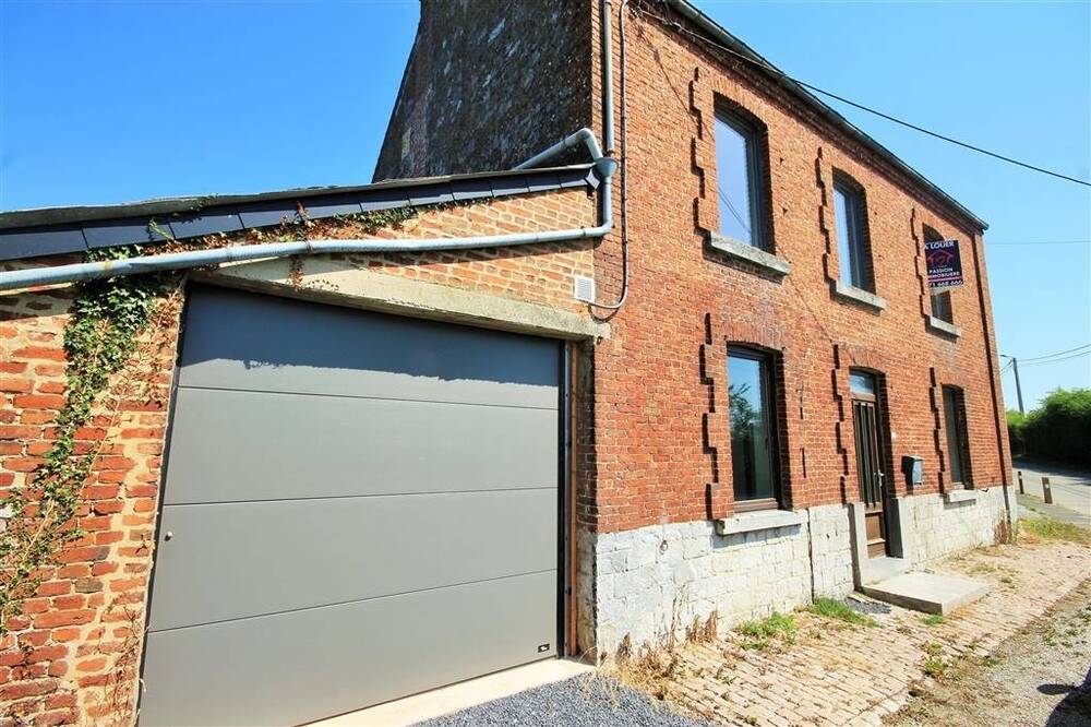 Maison à louer à Romedenne 5600 900.00€ 3 chambres 299.00m² - annonce 530769