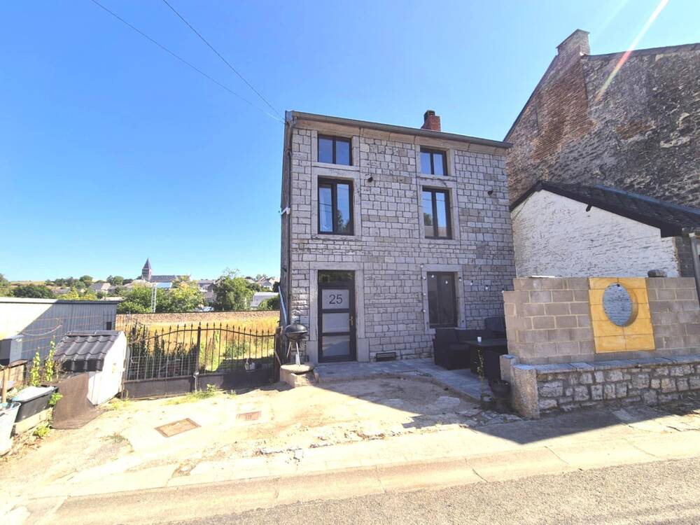 Maison à vendre à Yves-Gomezée 5650 130000.00€ 2 chambres m² - annonce 534135
