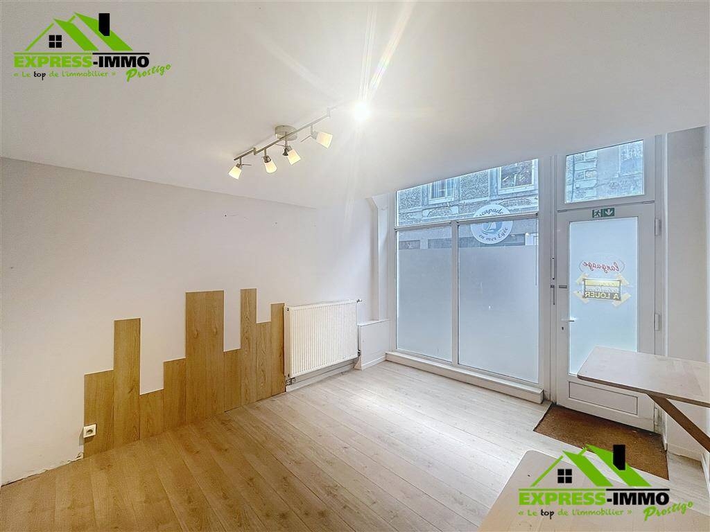 Commerce à louer à Gembloux 5030 400.00€ chambres 20.00m² - annonce 535486