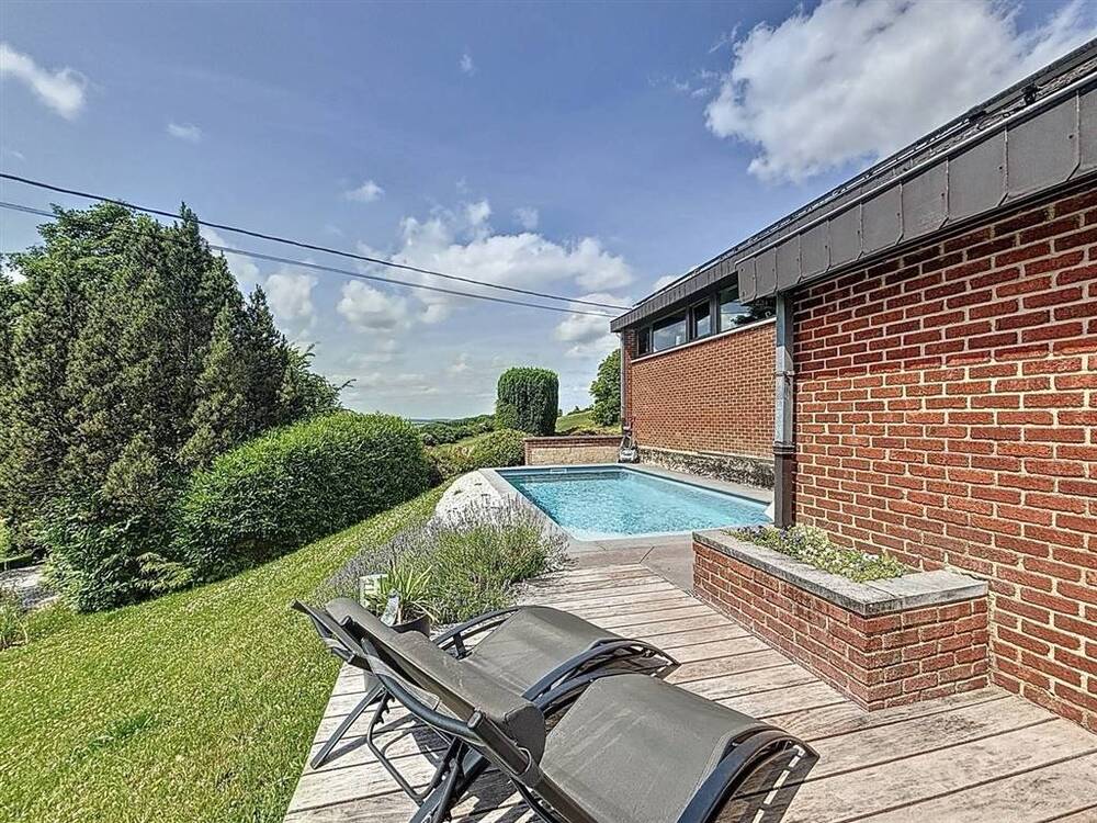 Maison à vendre à Yvoir 5530 450000.00€ 5 chambres 242.00m² - annonce 536331
