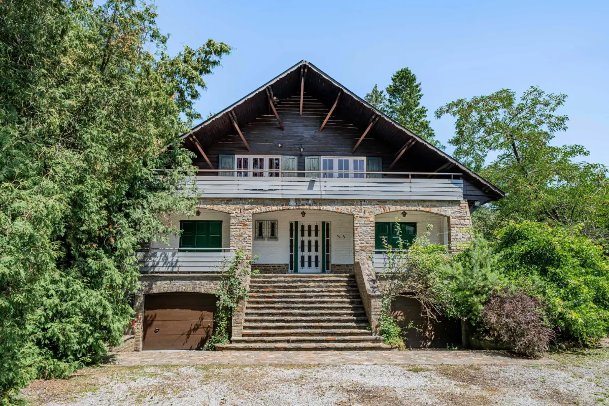 Villa à vendre à Le Roux 5070 349000.00€ 5 chambres 229.00m² - annonce 652167