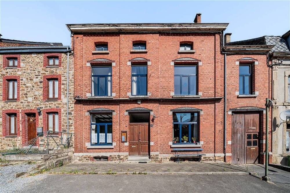 Maison à vendre à Felenne 5570 485000.00€ 9 chambres 404.00m² - annonce 538045