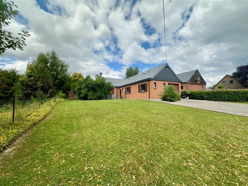 Maison à louer à Natoye 5360 1000.00€ 2 chambres 129.00m² - annonce 540255