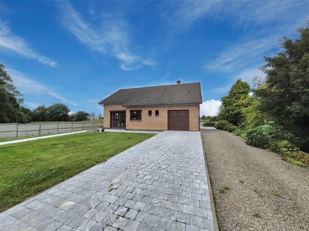 Villa à vendre à Bois-de-Villers 5170 345000.00€ 4 chambres 160.00m² - annonce 543051