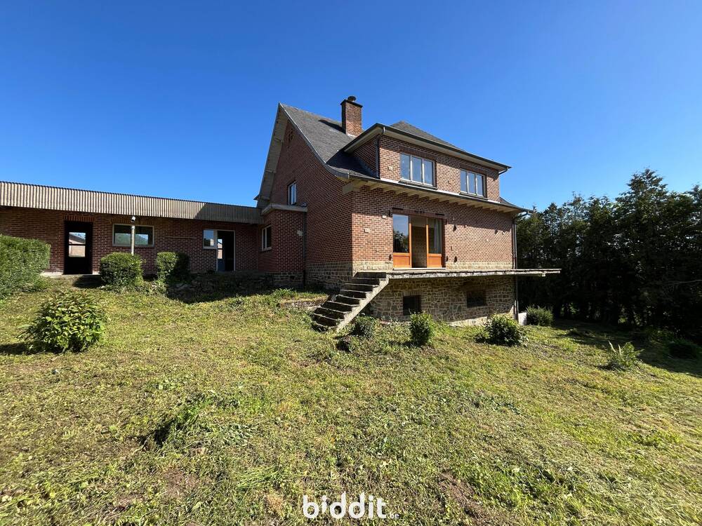Ferme à vendre à Hermeton-sur-Meuse 5540 250000.00€ 5 chambres 265.00m² - annonce 544249