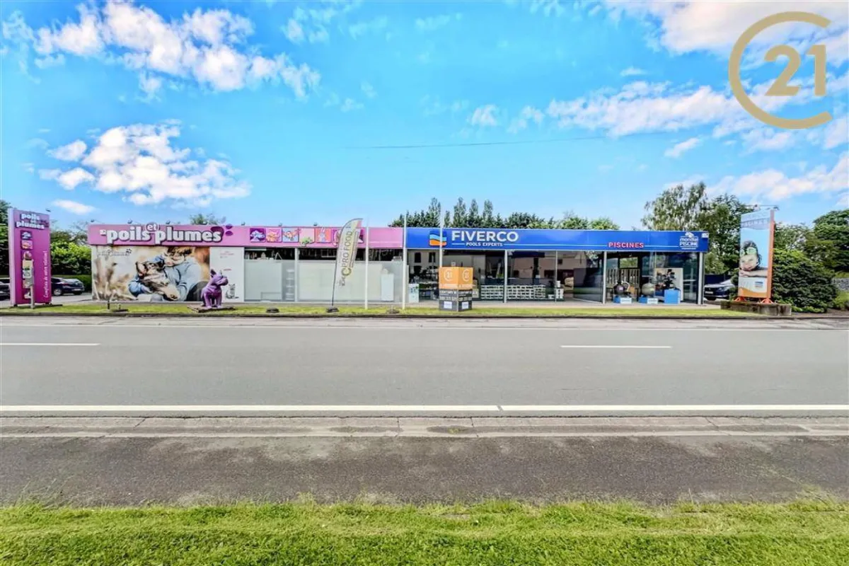 Commerce à vendre à Bois-de-Villers 5170 1550000.00€  chambres m² - annonce 544085