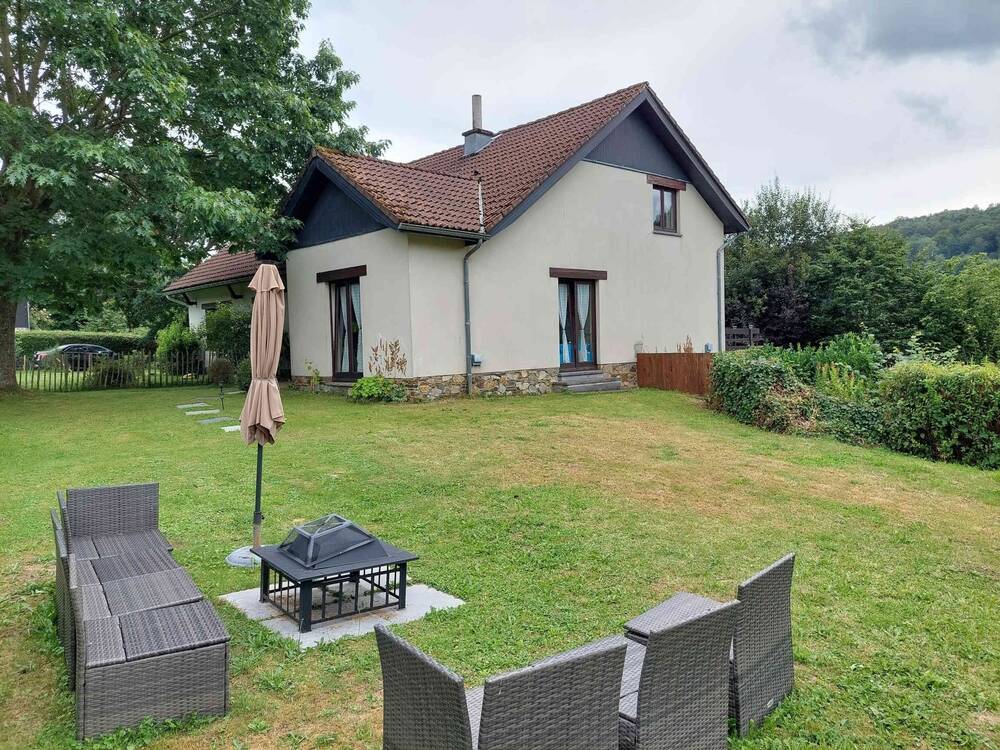 Maison à louer à Alle 5550 950.00€ 4 chambres 150.00m² - annonce 544105