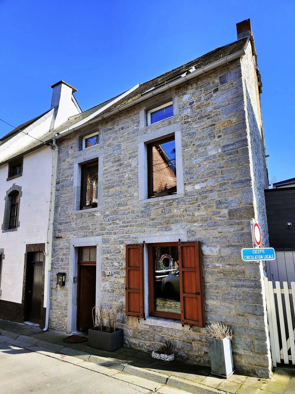 Maison à louer à Hastière 5540 750.00€ 4 chambres 146.00m² - annonce 545038