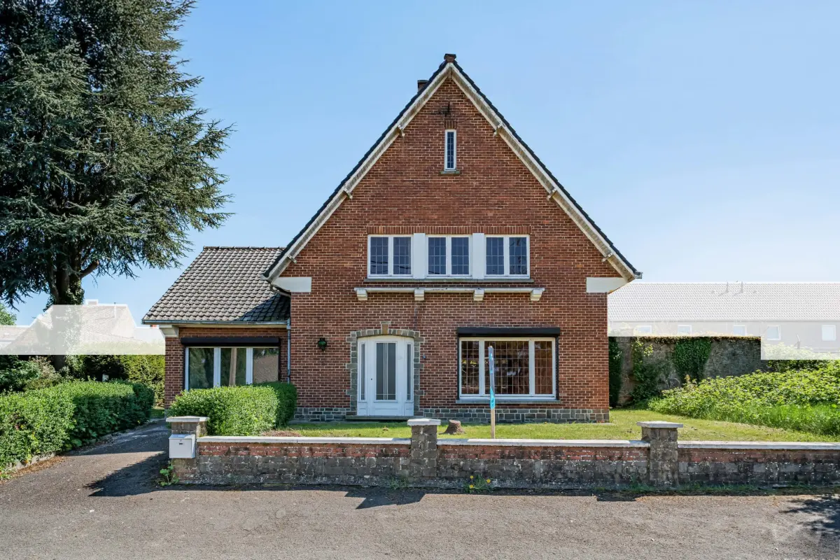 Maison à vendre à Philippeville 5600 267000.00€ 5 chambres 182.00m² - annonce 672304