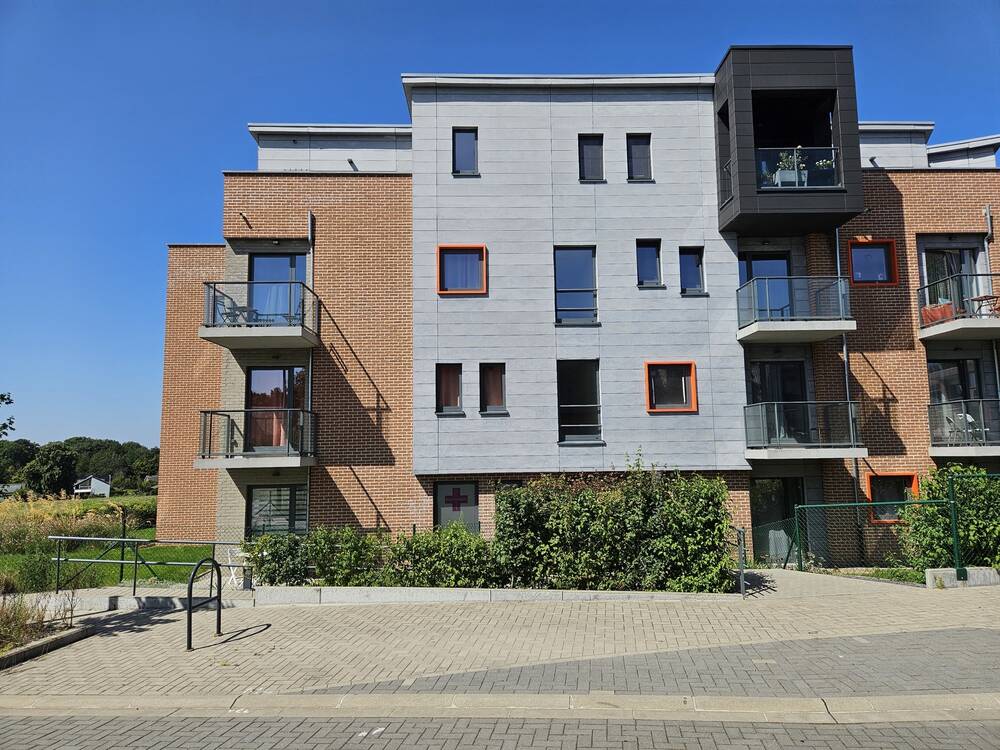 Studio à louer à Erpent 5101 750.00€ 0 chambres 42.48m² - annonce 552799