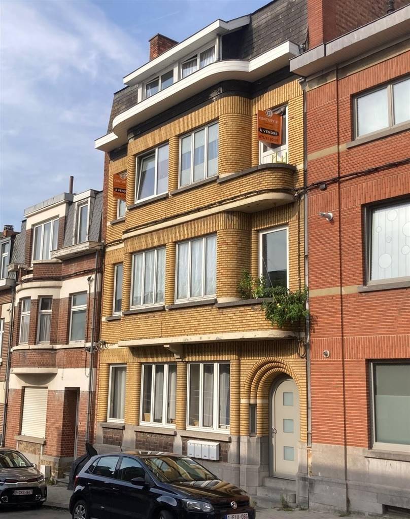 Immeuble de rapport - Immeuble à appartement à vendre à Namur 5000 480000.00€ 8 chambres 350.00m² - annonce 557539